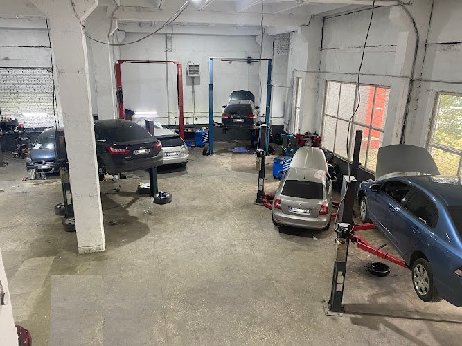АВТОСЕРВІС AUTO FRIENDS / СТО КУЗОВНОГО РЕМОНТУ, проспект Академіка Корольова, 11/1, Київ