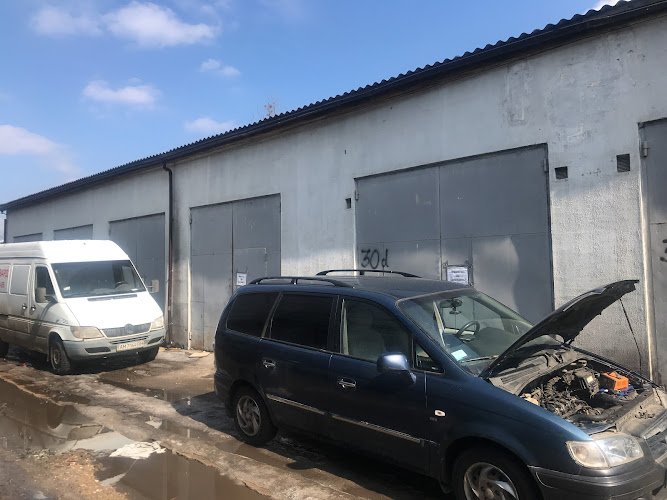СТО Автомайстерня Хрущ Ремонт і обслуговування дизельних автомобілів, Тираспольская 12/14 Бокс 31Д, Київ